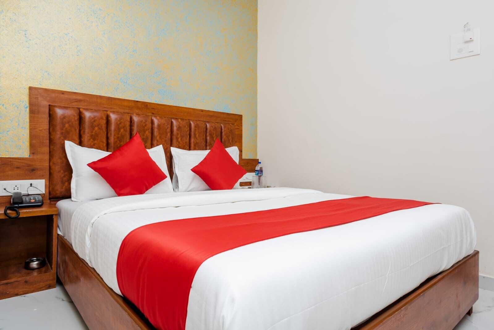 Hotel Purple Orchid