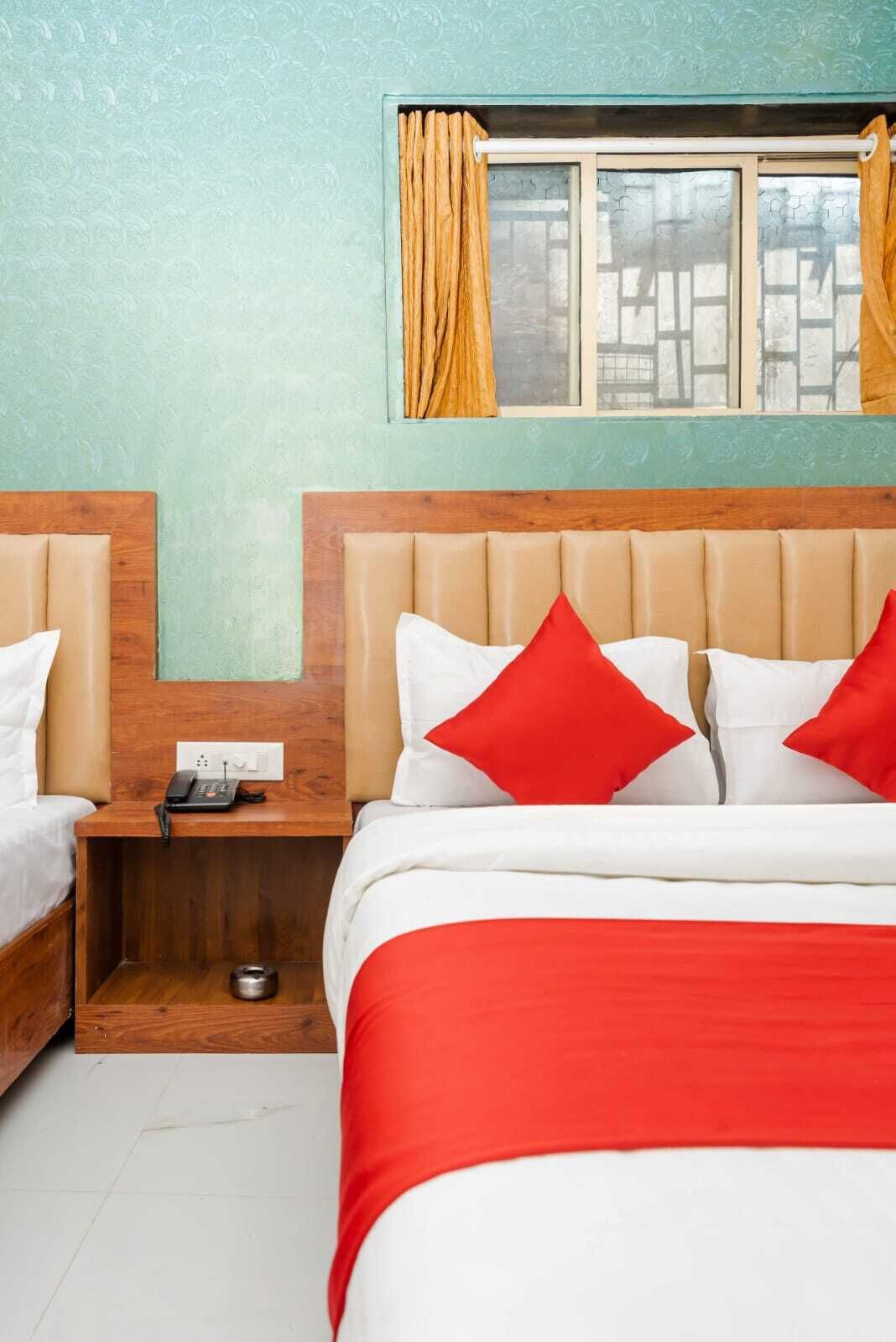 Hotel Purple Orchid
