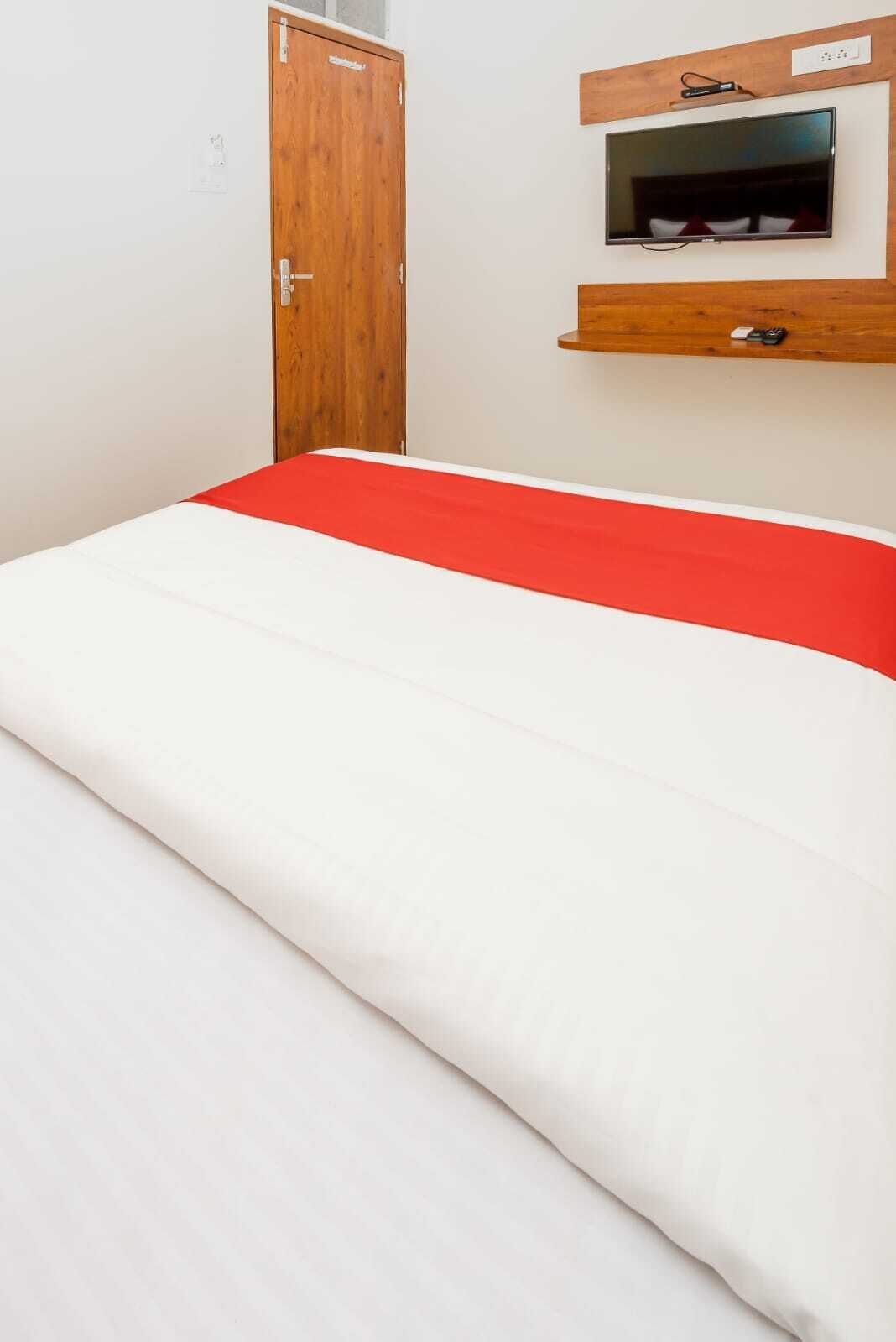 Hotel Purple Orchid