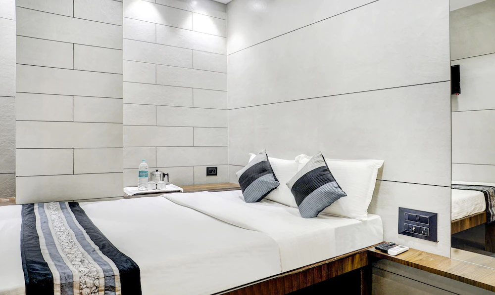 Hotel Rooms Dadar