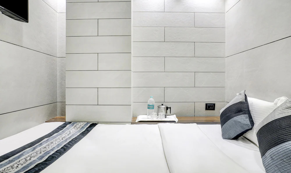 Hotel Rooms Dadar