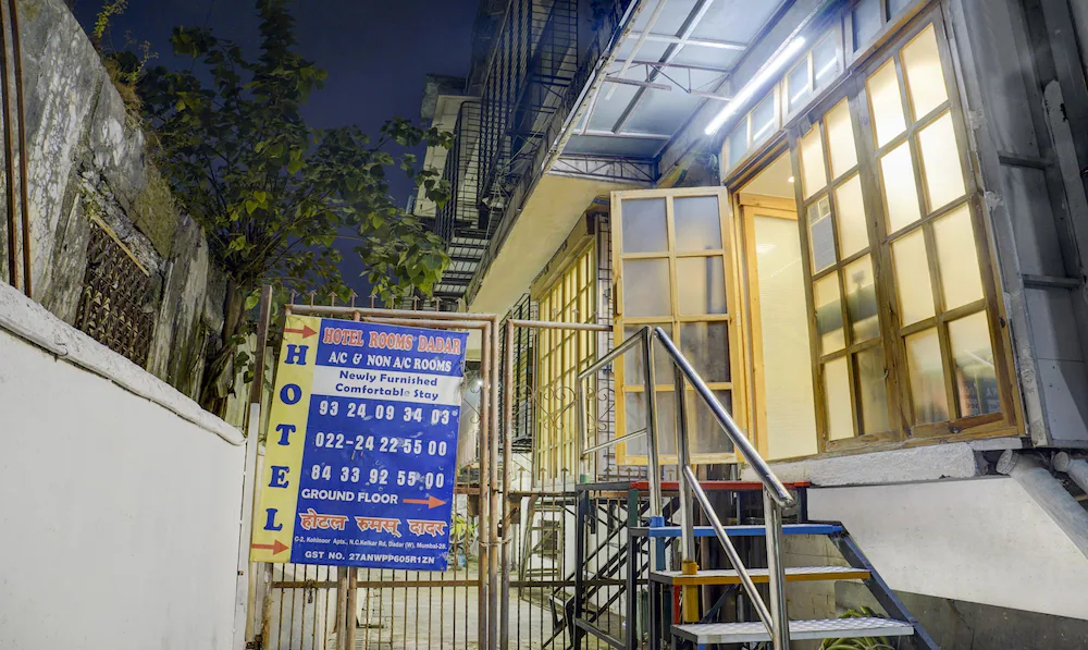 Hotel Rooms Dadar