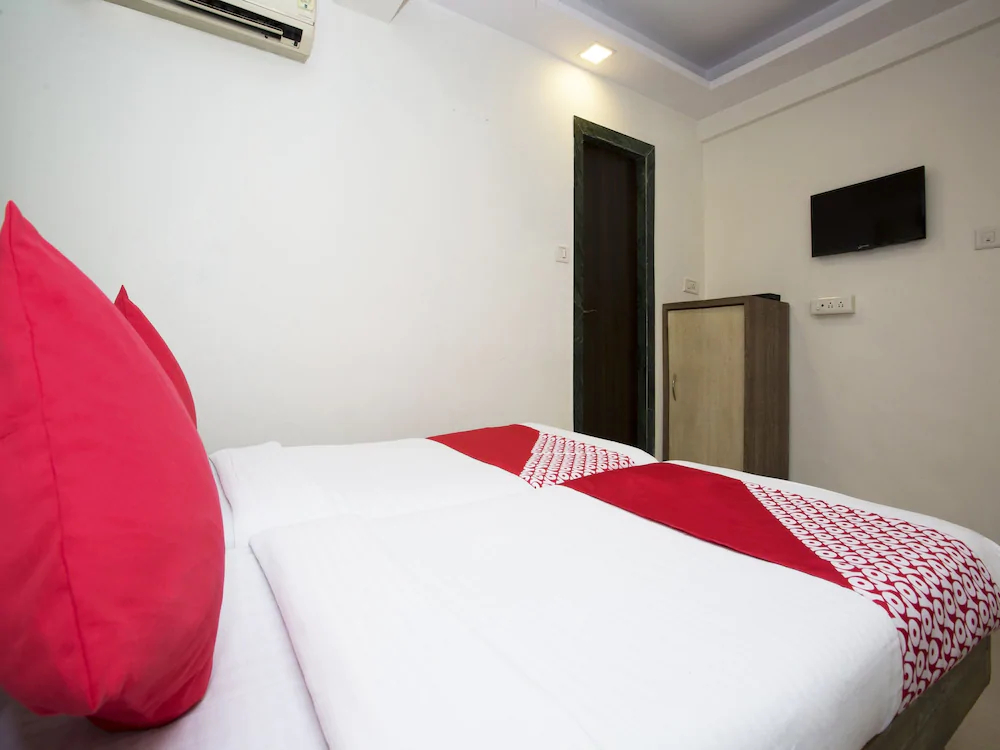 Hotel Royal Comfort By OYO Rooms