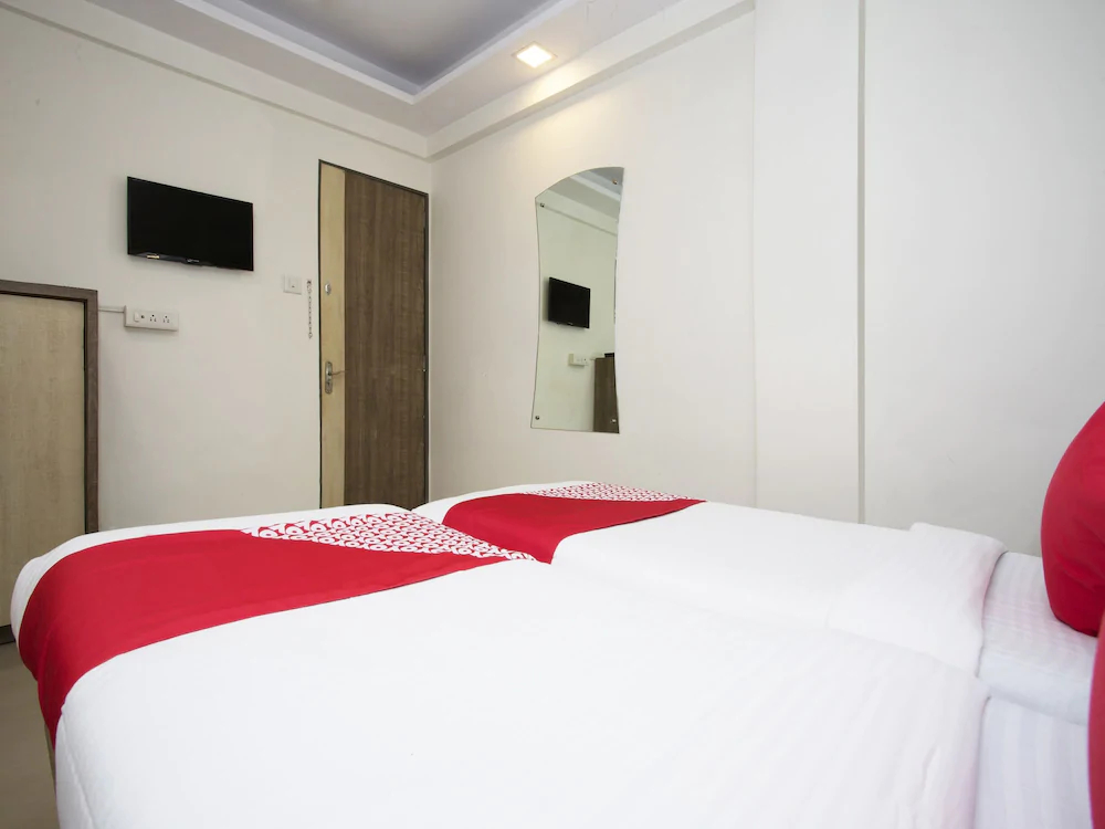 Hotel Royal Comfort By OYO Rooms