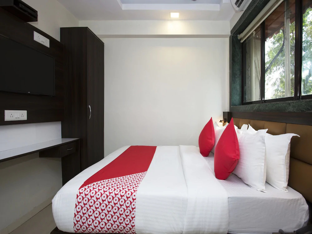 Hotel Royal Comfort By OYO Rooms