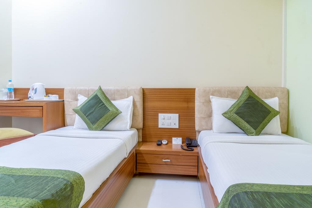 Hotel Seven Hills