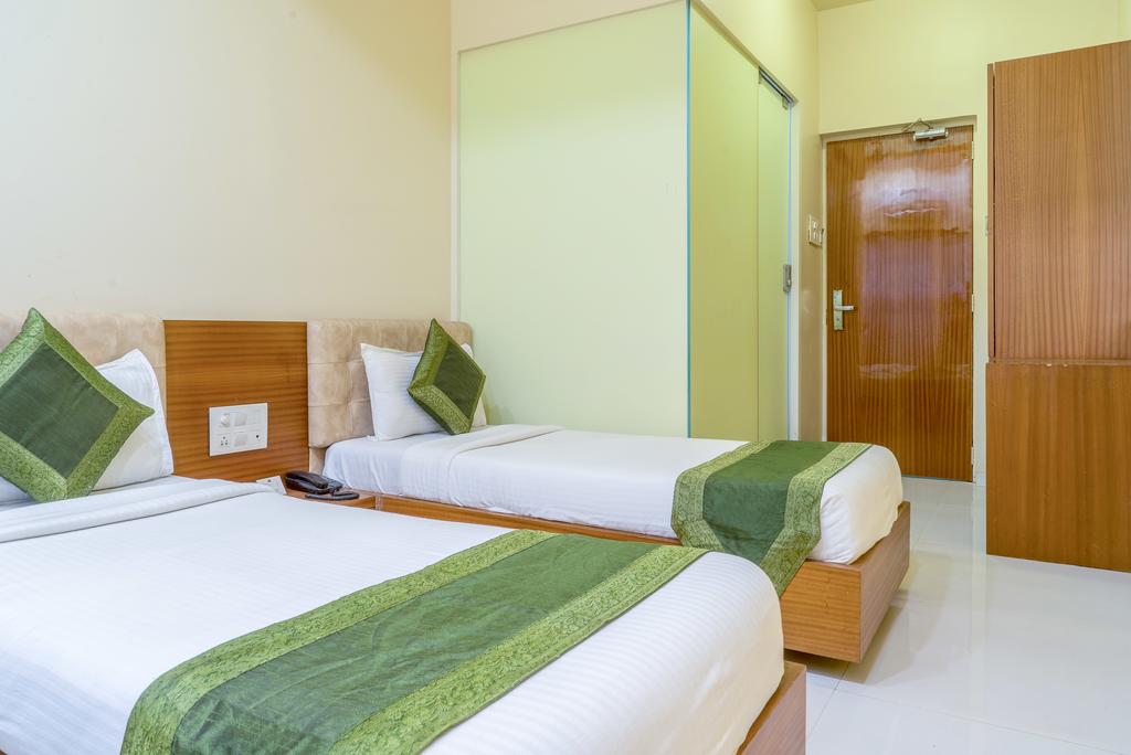 Hotel Seven Hills