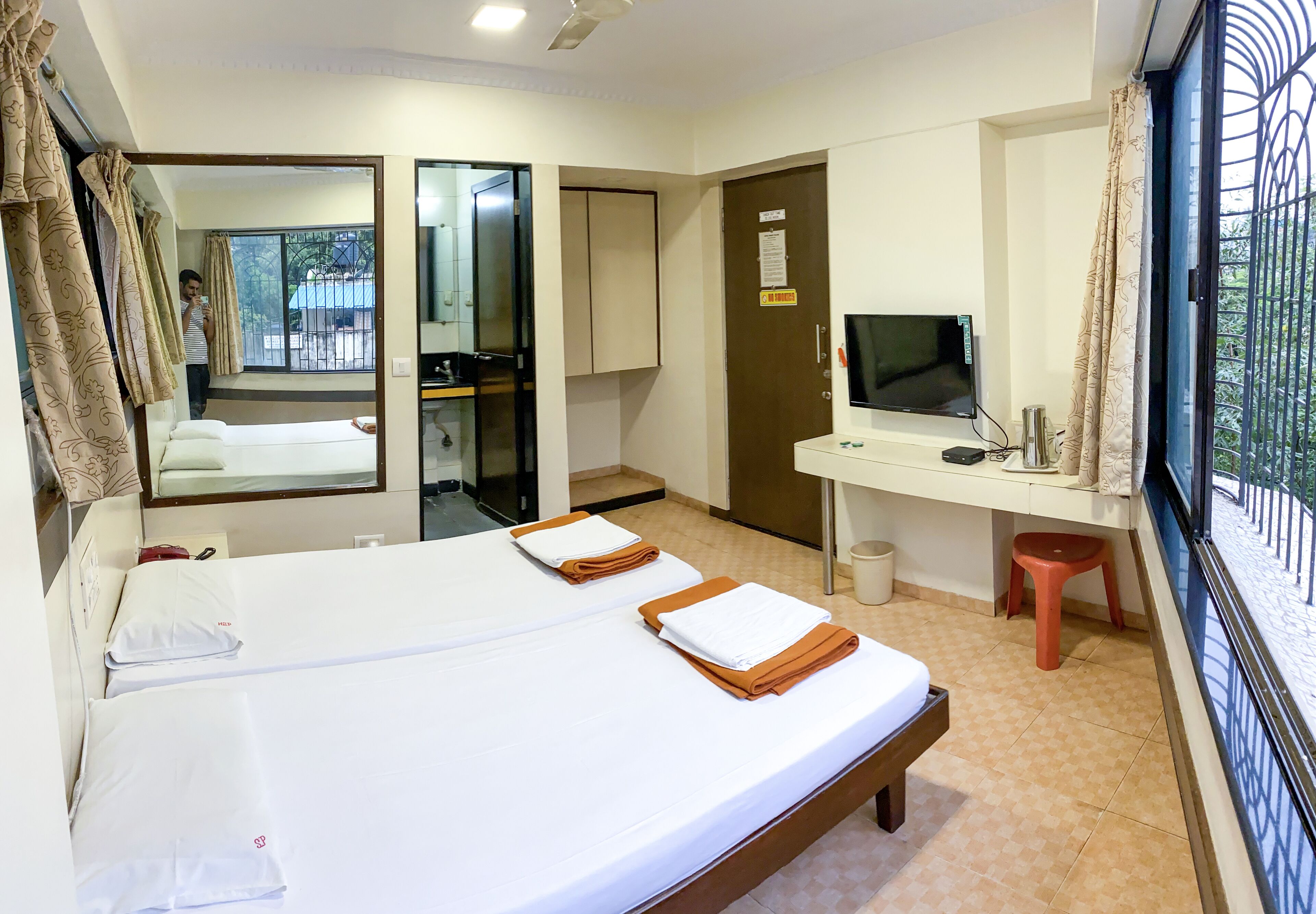 Hotel Shanti Palace