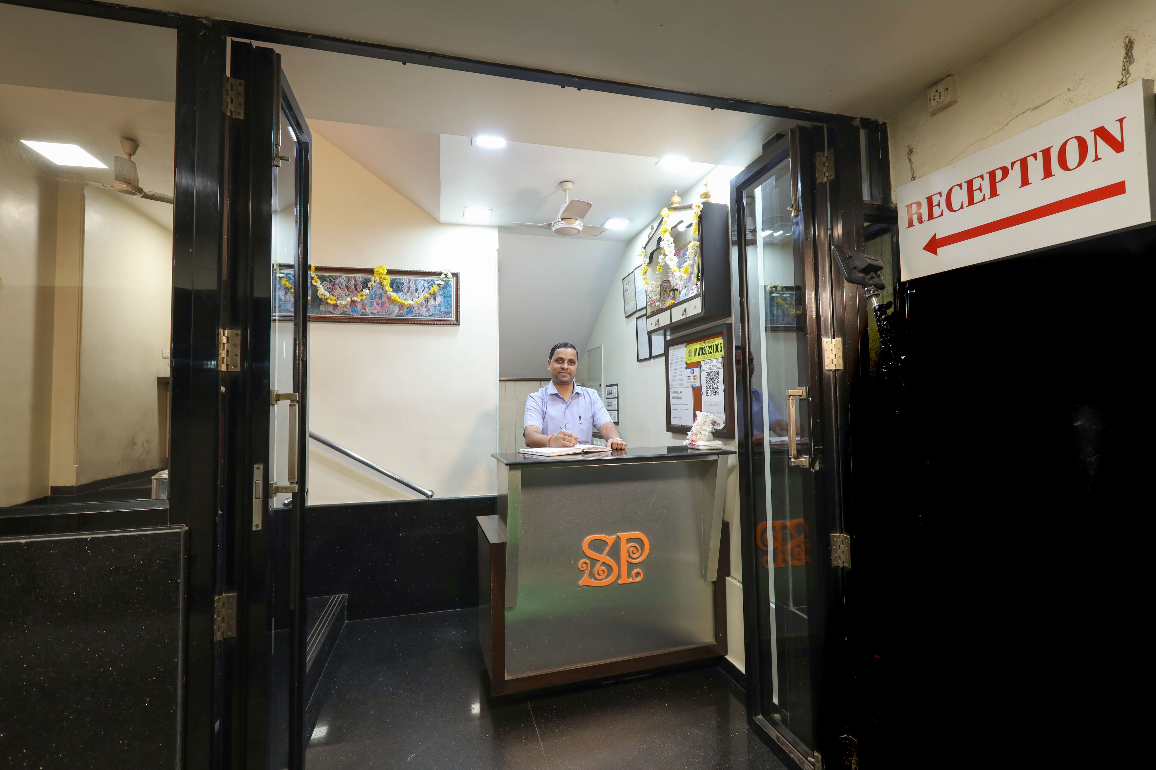 Hotel Shanti Palace