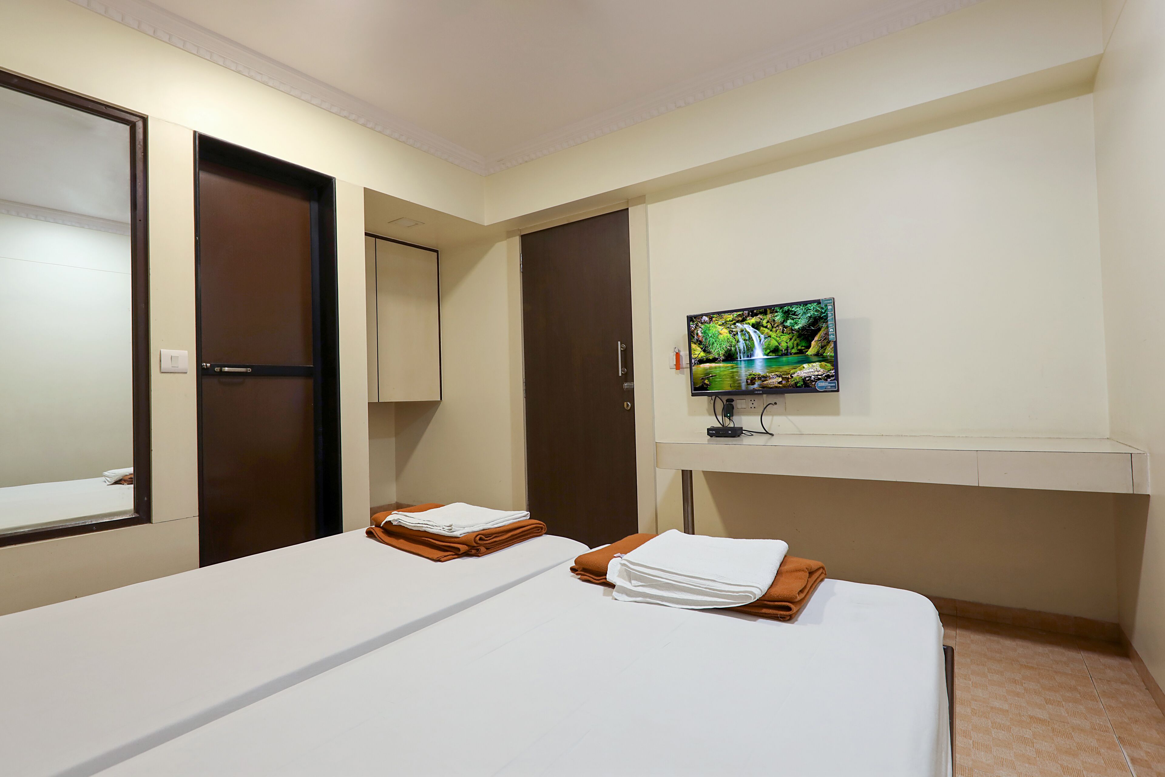 Hotel Shanti Palace