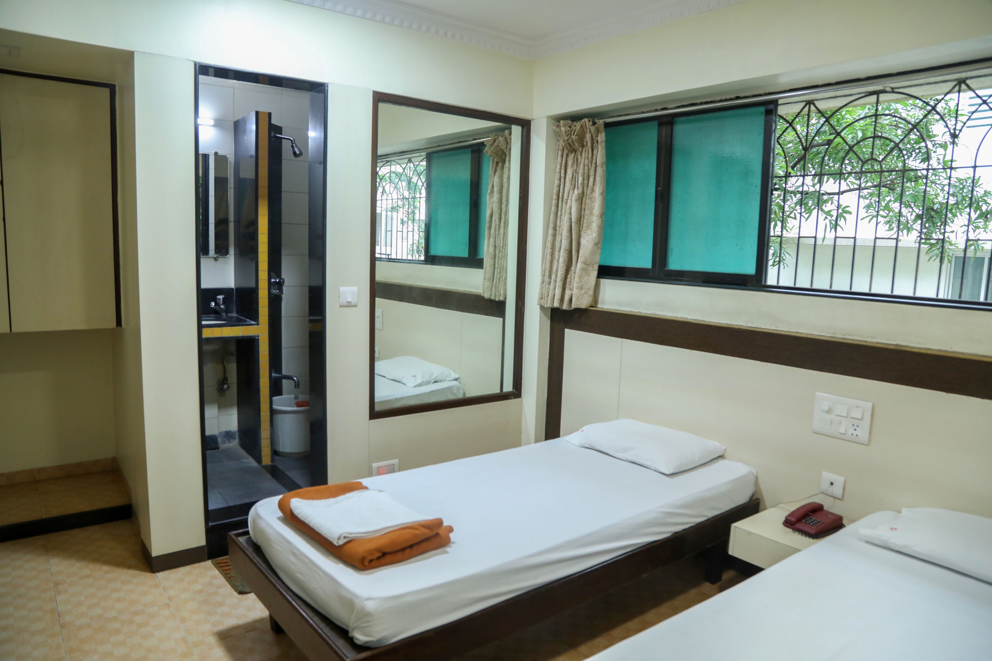 Hotel Shanti Palace