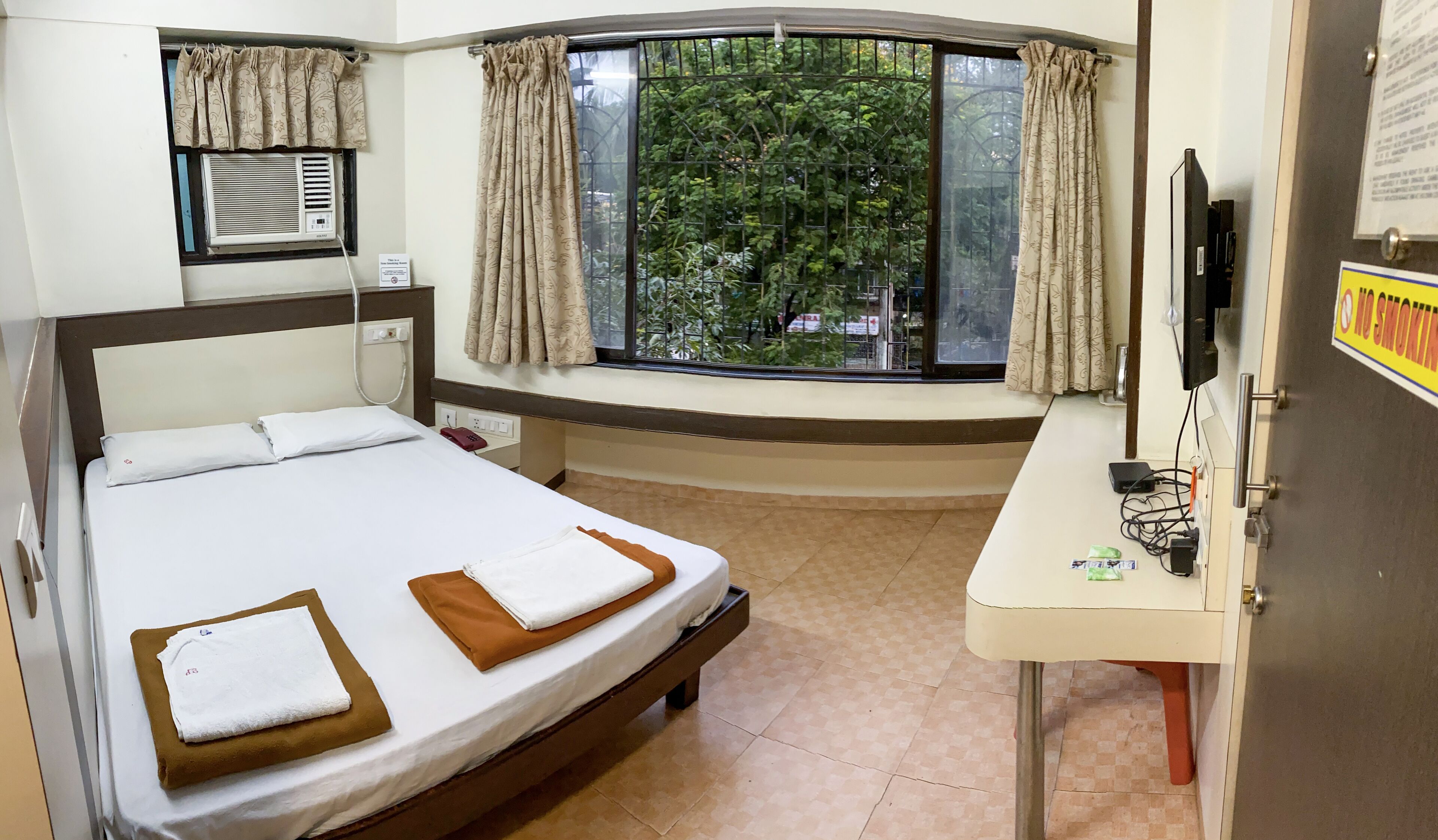 Hotel Shanti Palace