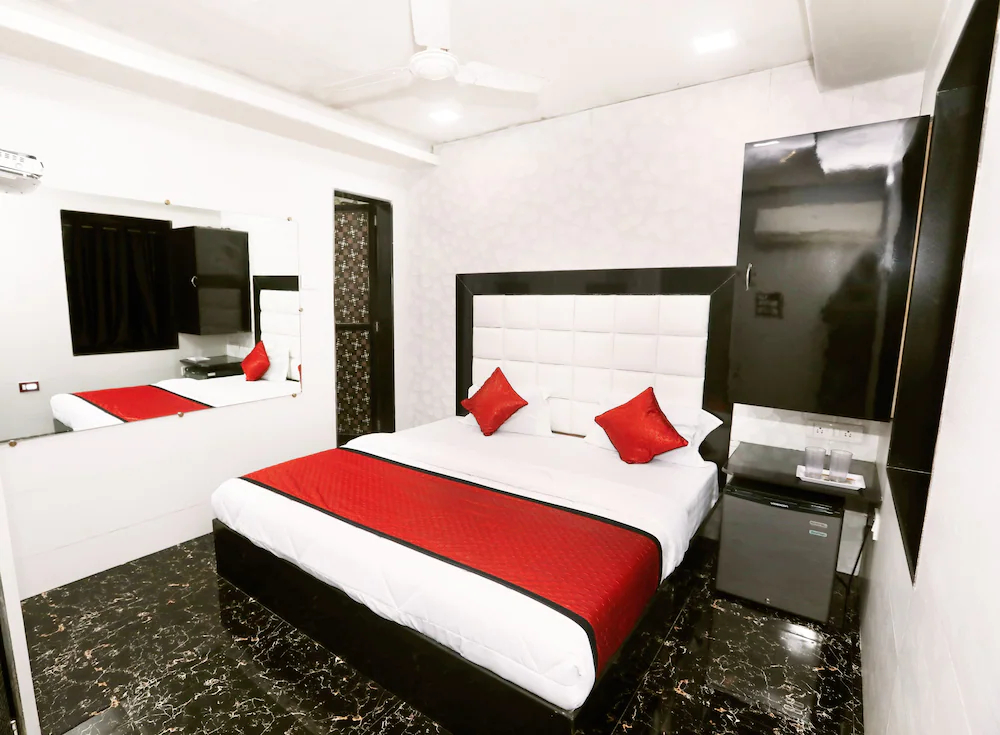 Janata Guest House