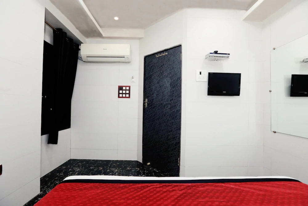 Janata Guest House