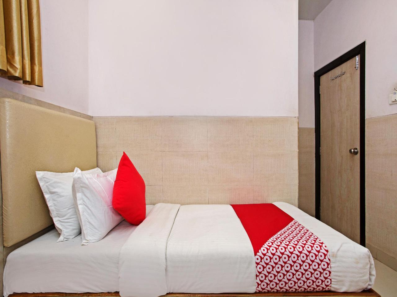 K F Residency by OYO Rooms