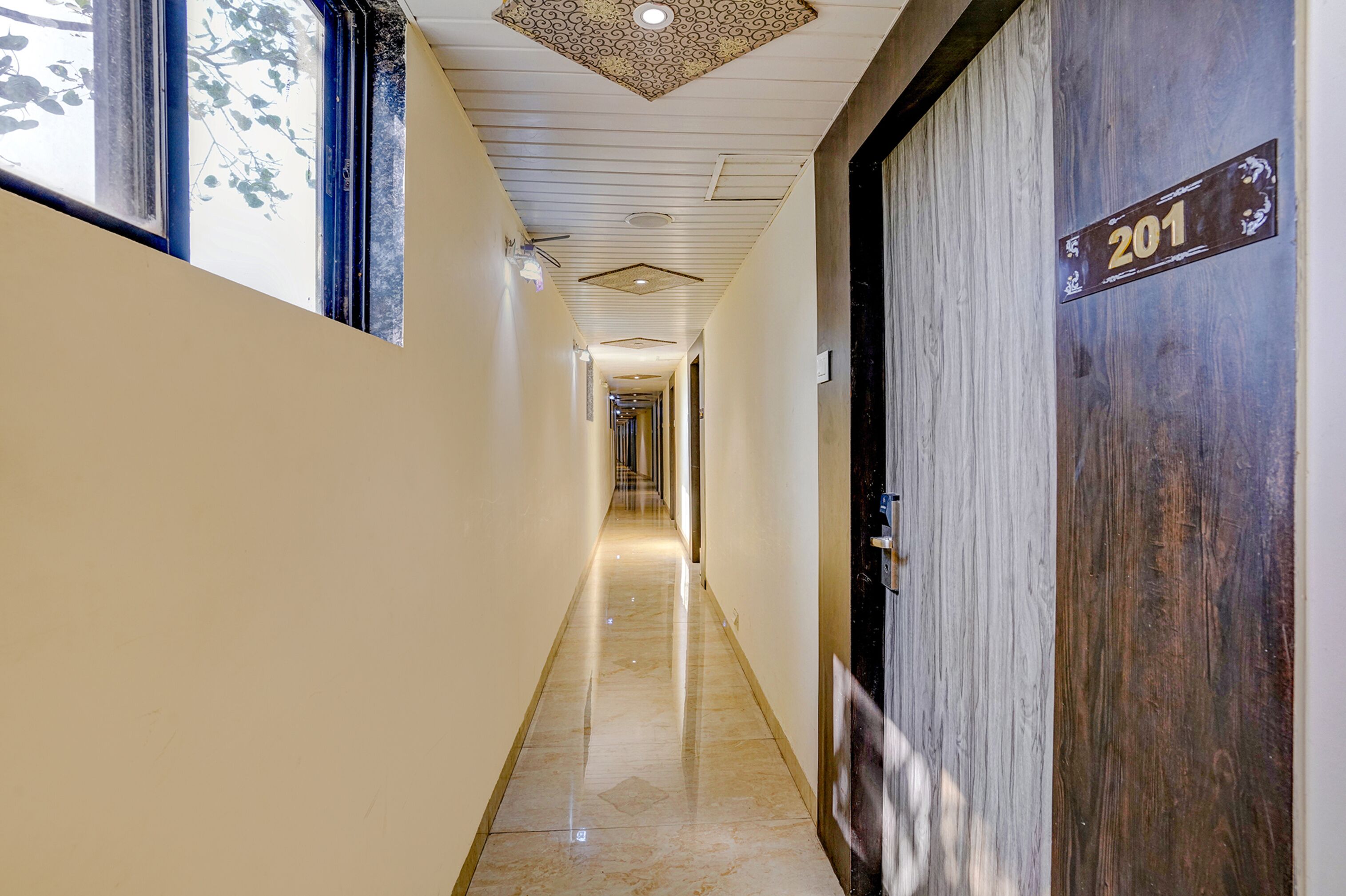 New Prince Palace by FabHotel