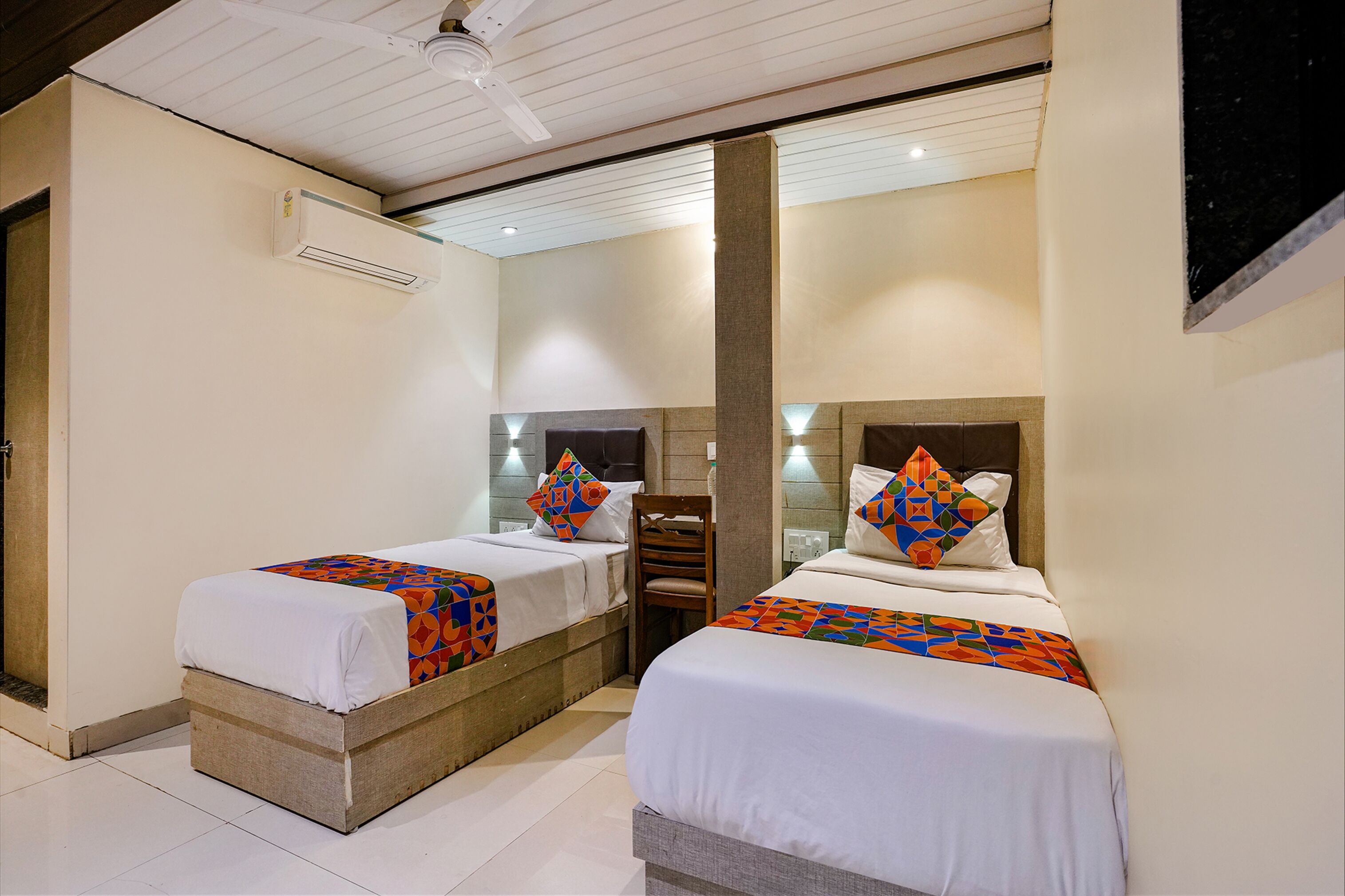 New Prince Palace by FabHotel