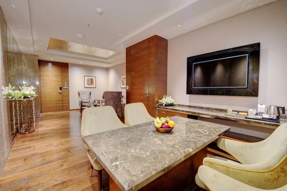 Niranta Airport Transit Hotel And Lounge