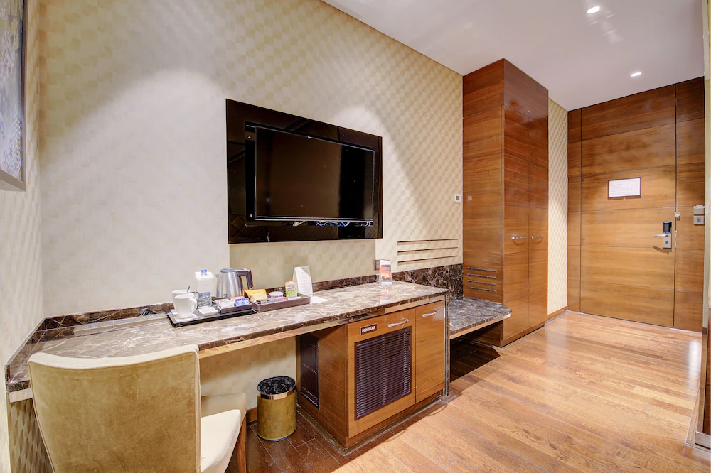 Niranta Airport Transit Hotel And Lounge