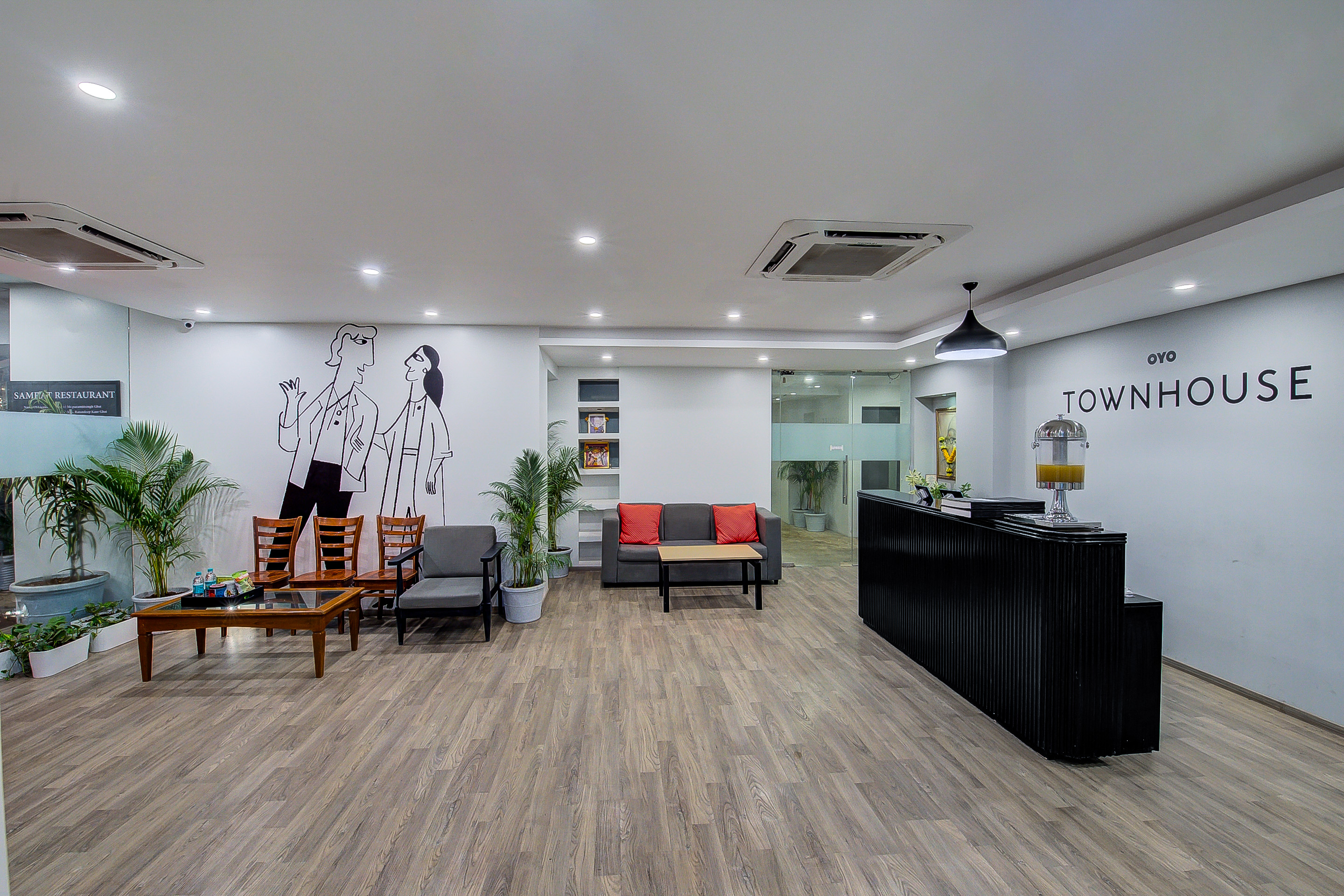 OYO Townhouse 046 Khar West Station