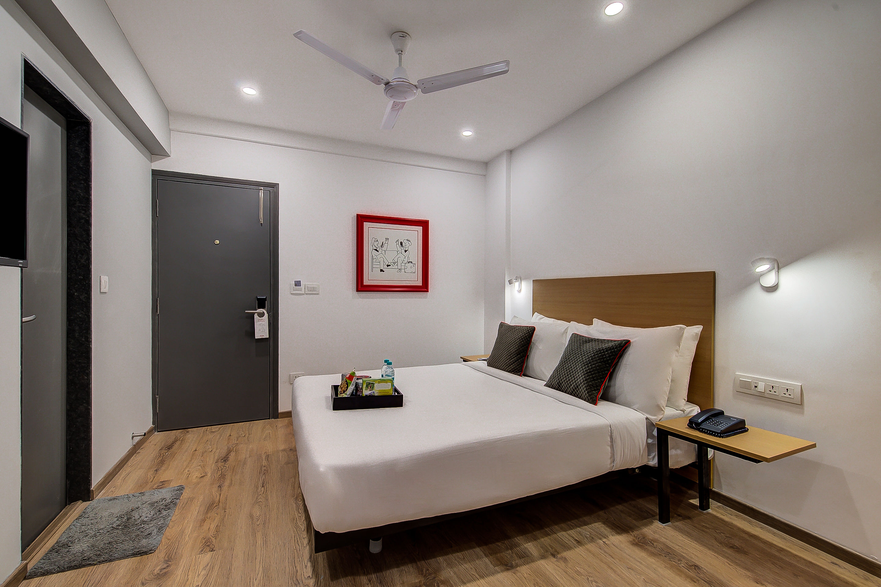 OYO Townhouse 046 Khar West Station