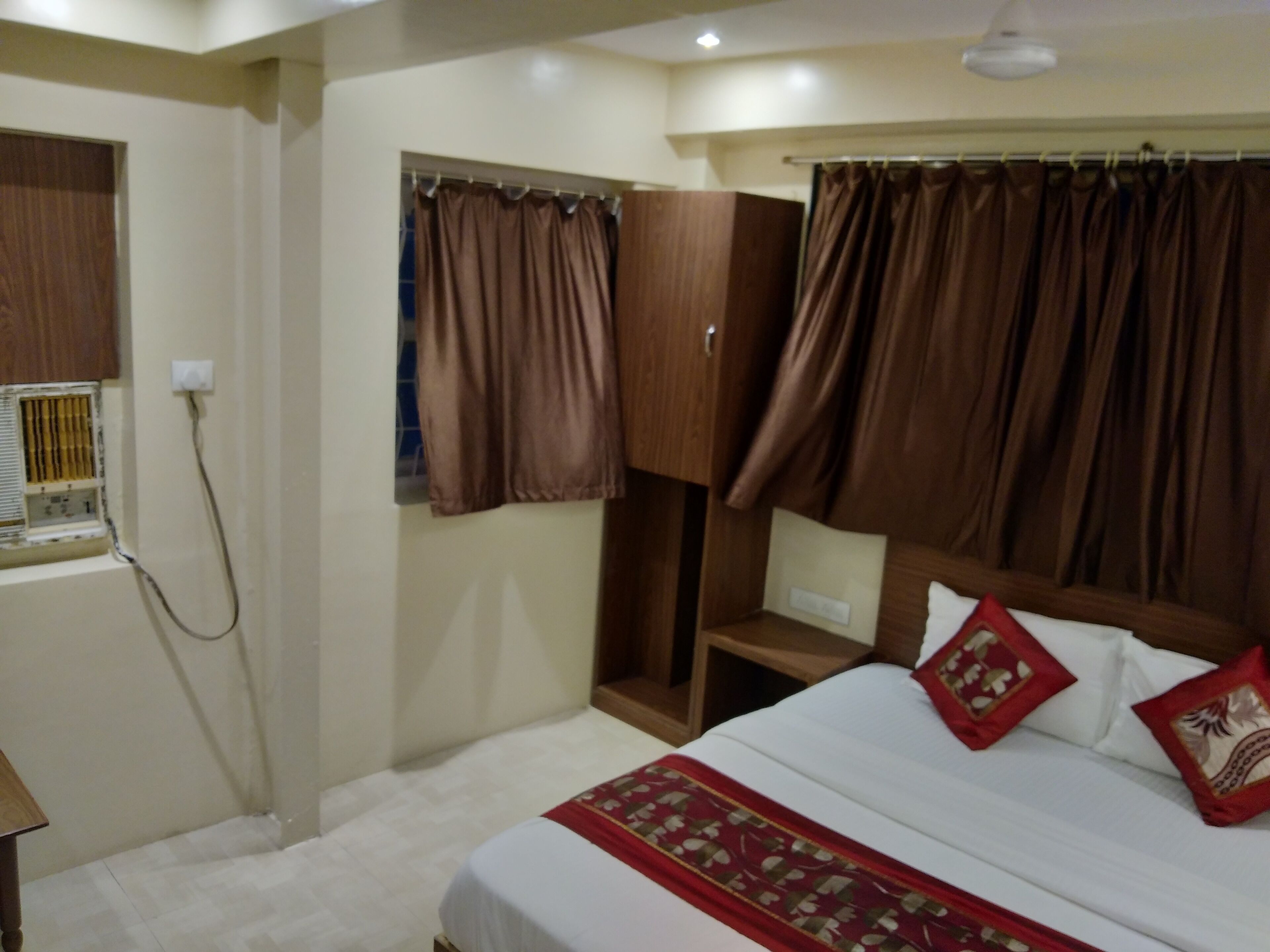 RK Hotel