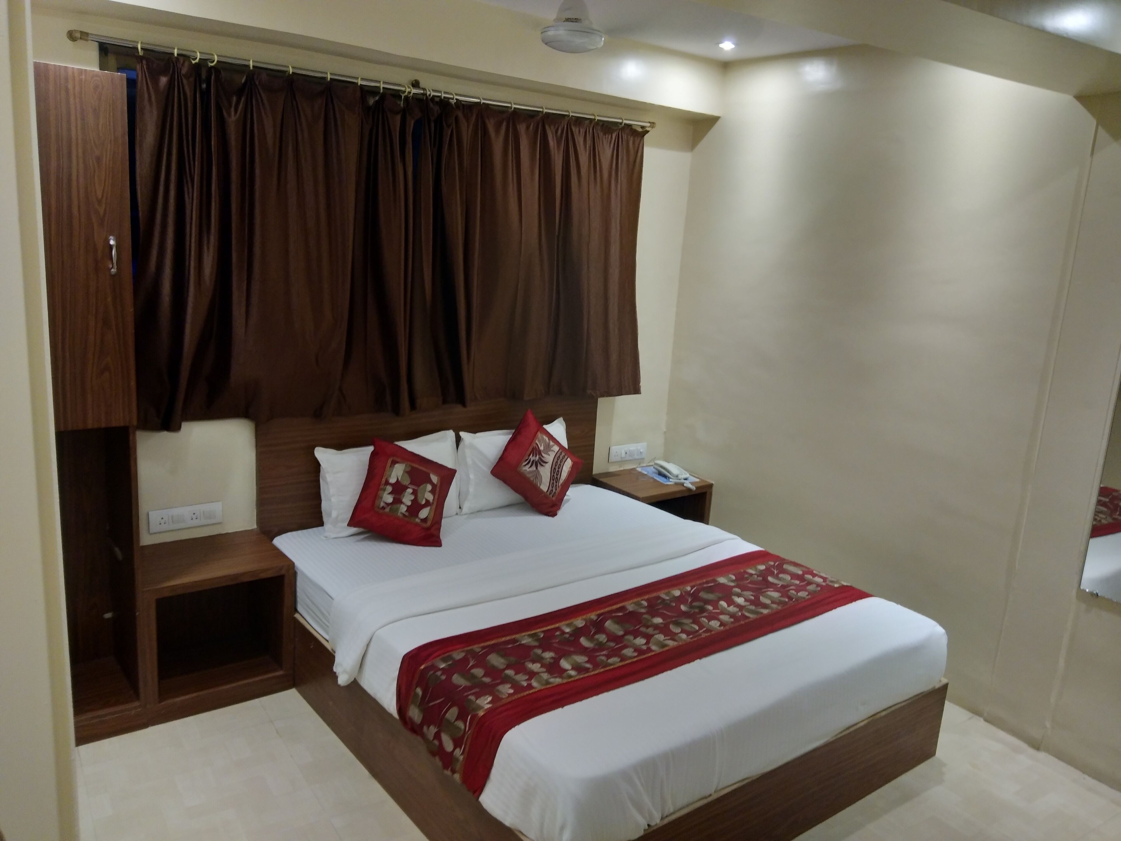 RK Hotel
