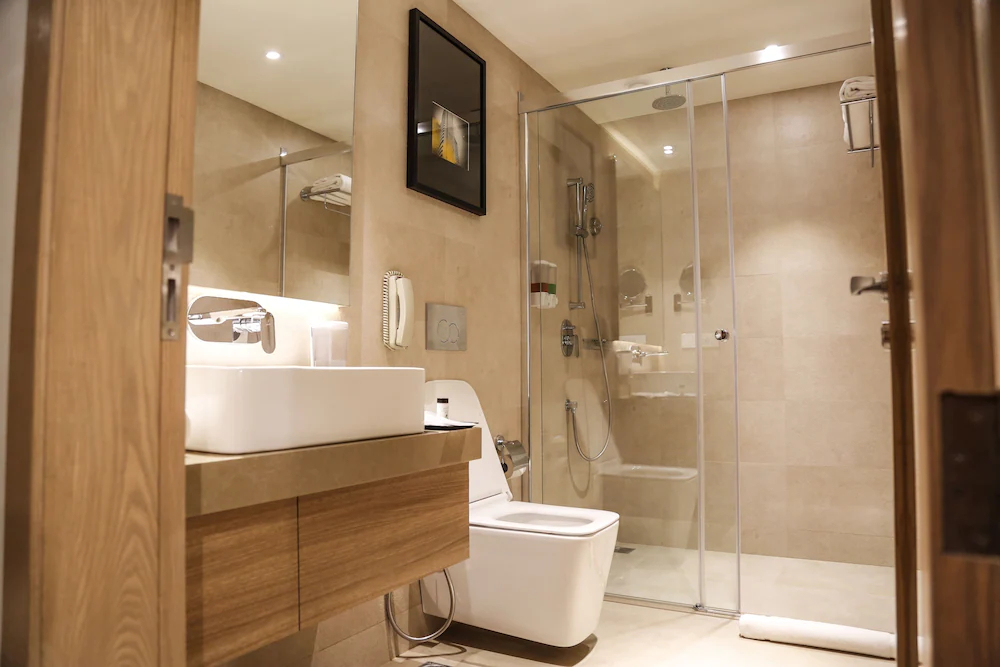 Royal Hometel Suites Dahisar-Mumbai