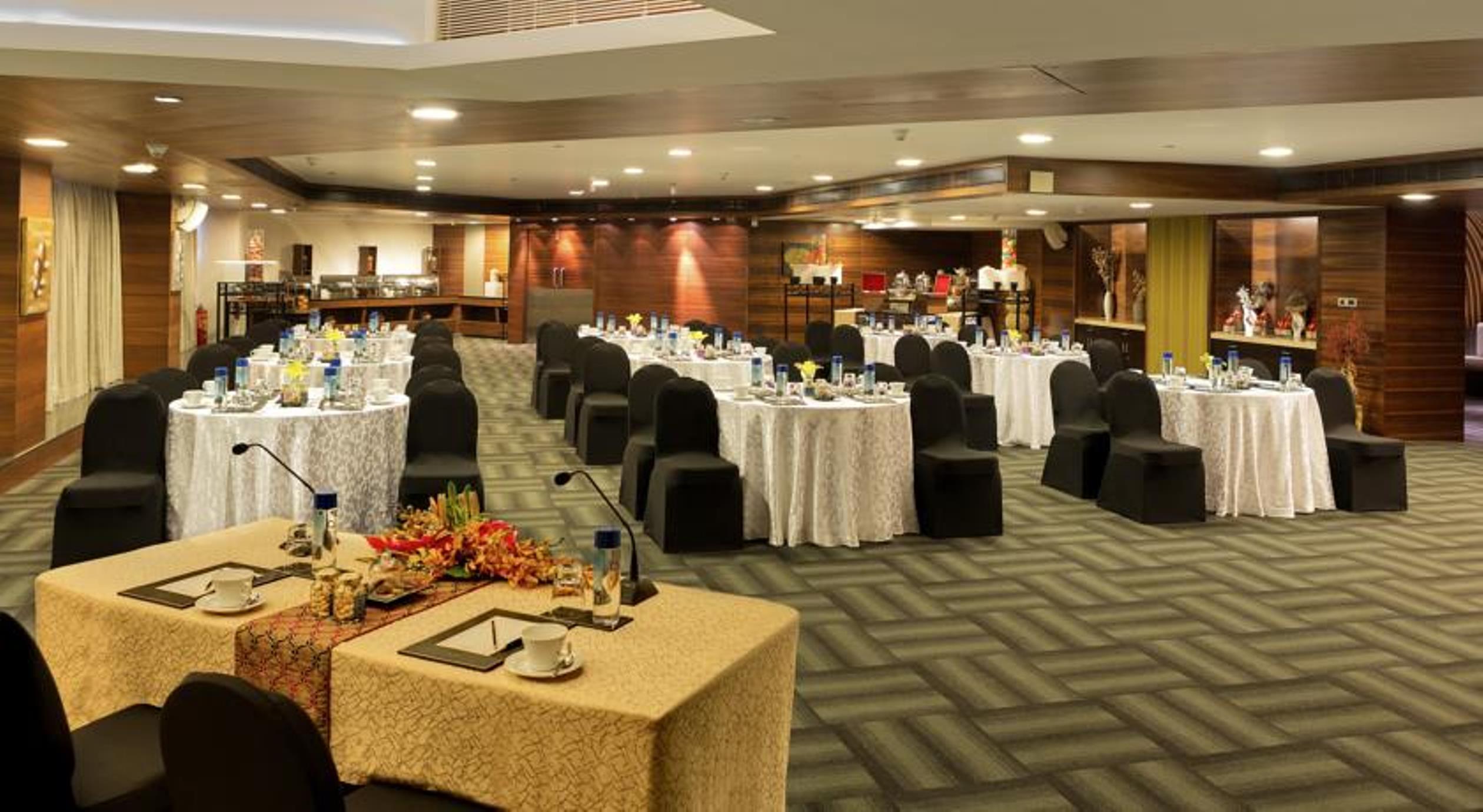 Sahara Star