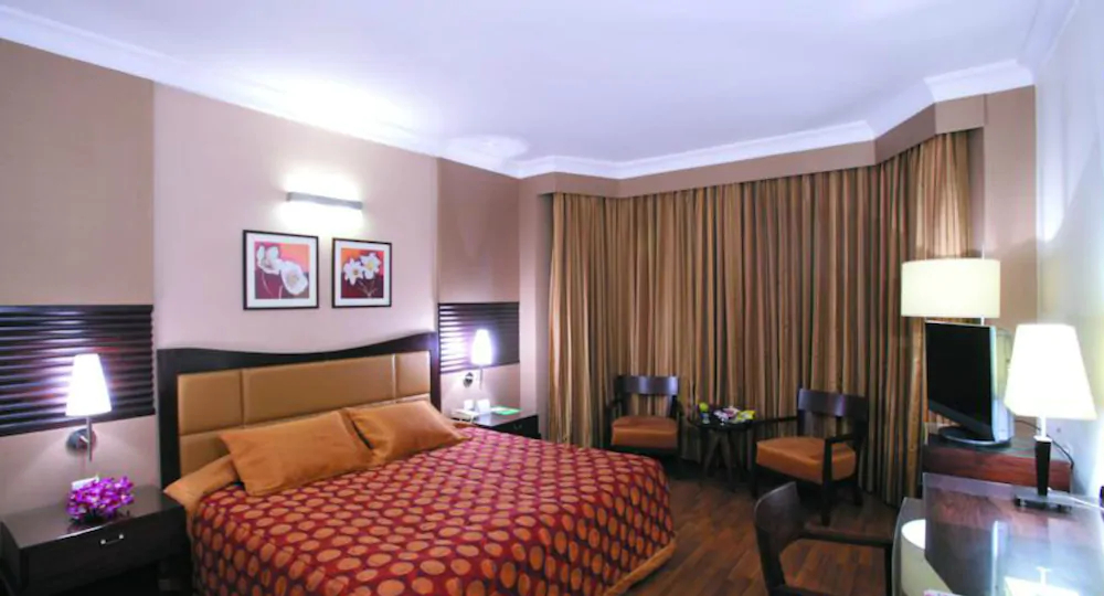 The Retreat Hotel And Convention Centre