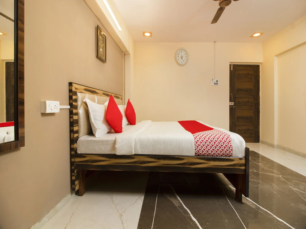 The Star Hotel by OYO Rooms
