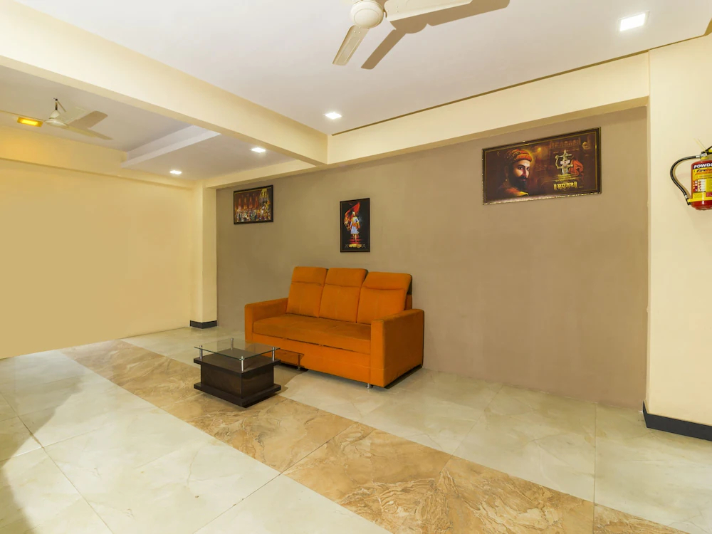 The Star Hotel by OYO Rooms