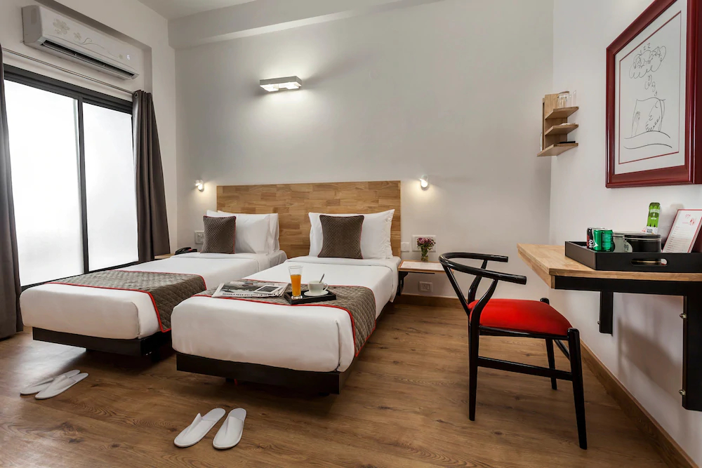 Townhouse 058 JB Nagar Andheri East By OYO Rooms