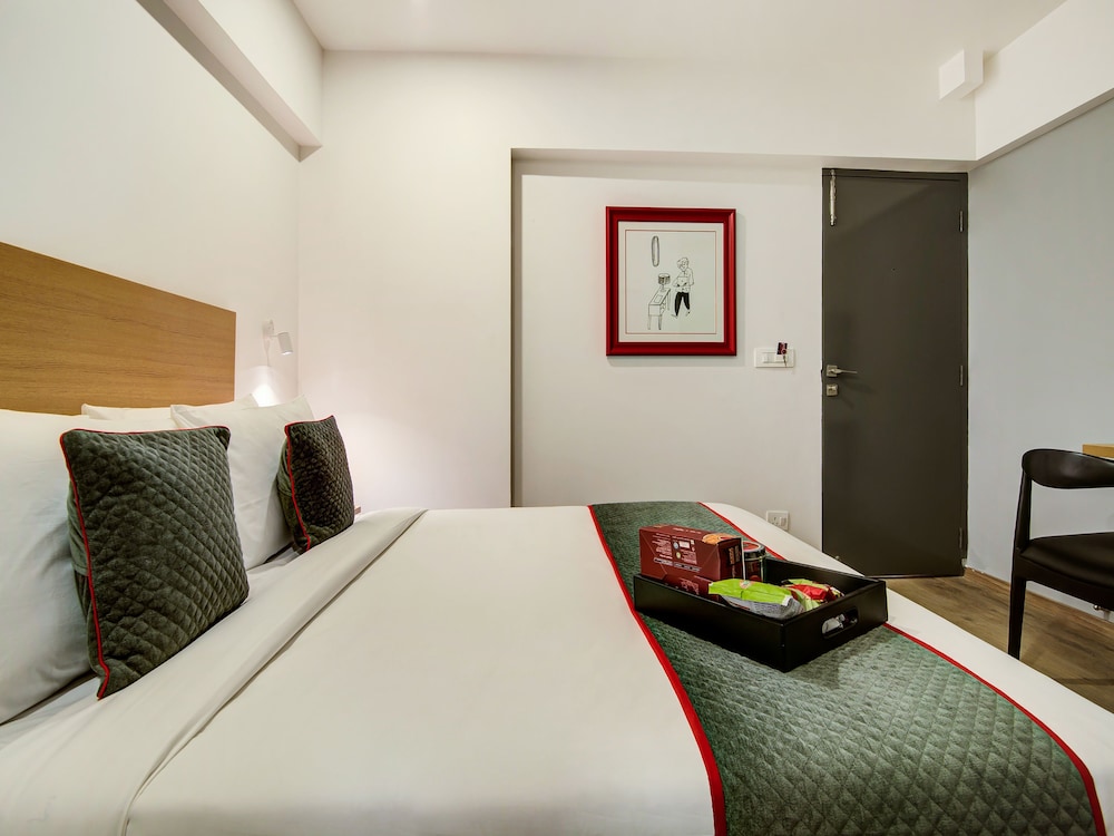 Townhouse 058 JB Nagar Andheri East By OYO Rooms