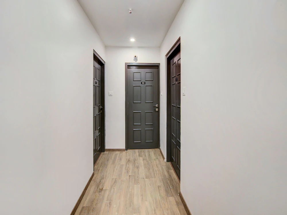 Townhouse 058 JB Nagar Andheri East By OYO Rooms