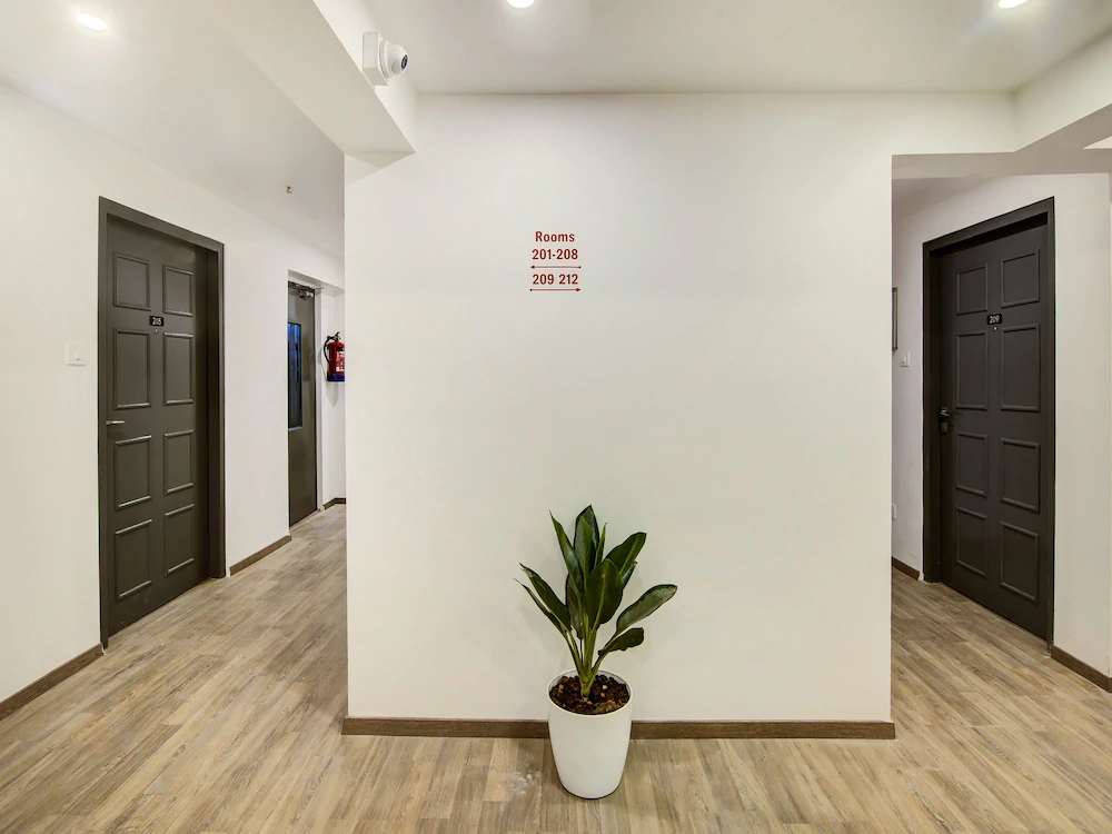 Townhouse 058 JB Nagar Andheri East By OYO Rooms