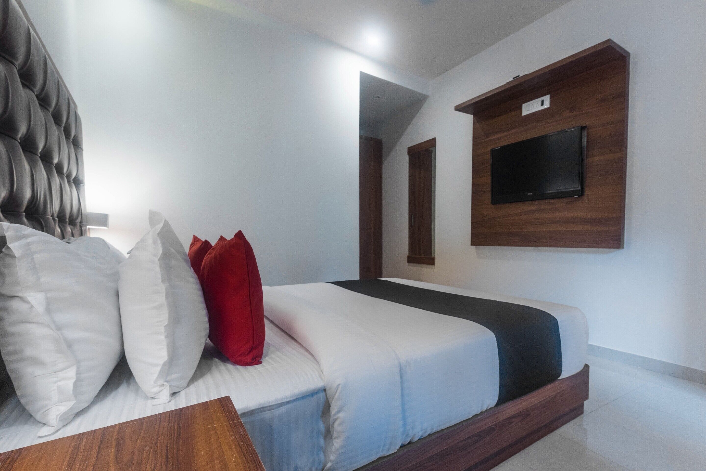 Treebo Trend Seven Olives