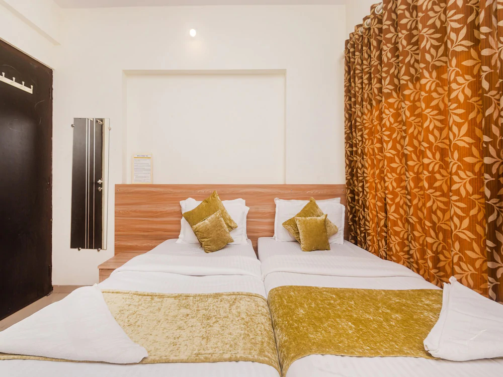 Tuliipstays Kanjurmarg Pluto Suncity