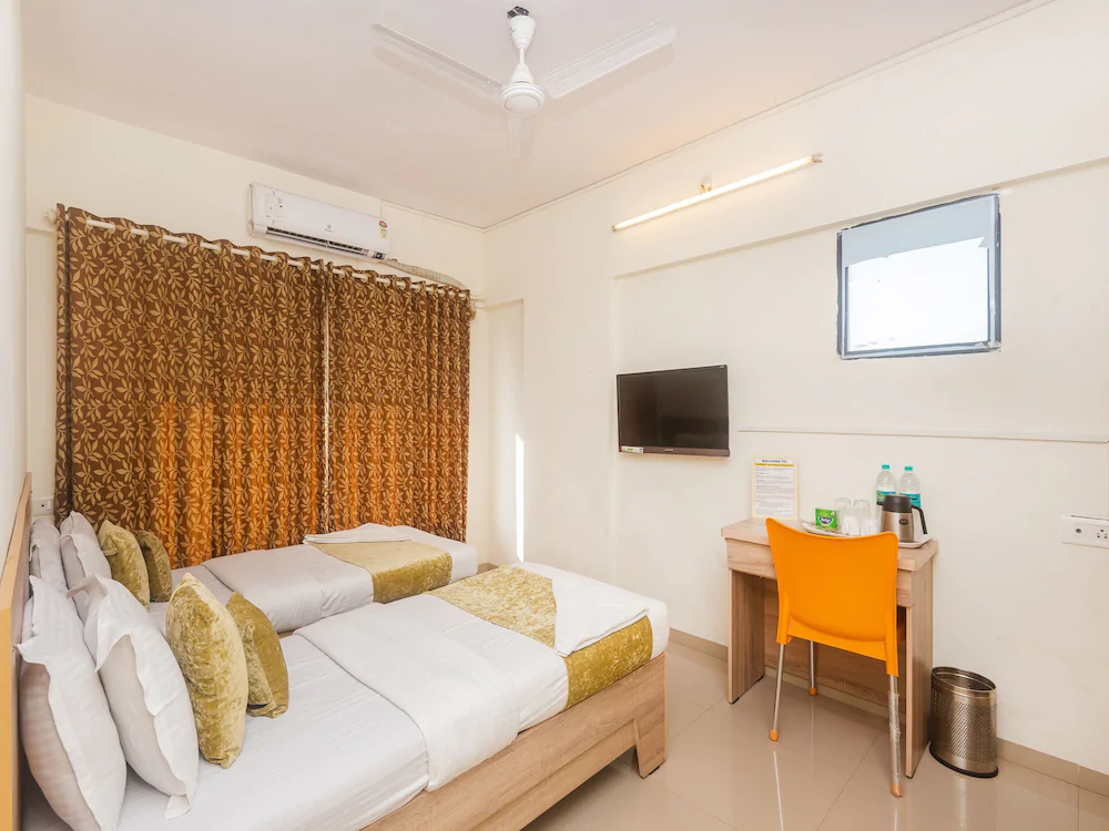 Tuliipstays Kanjurmarg Pluto Suncity