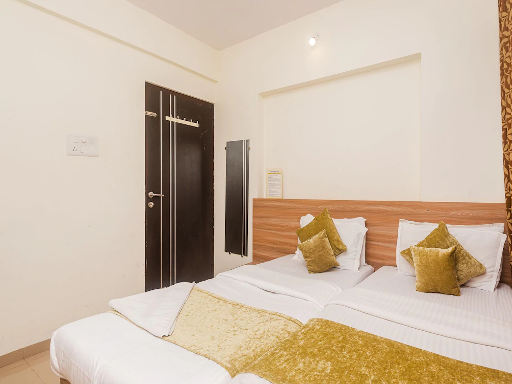 Tuliipstays Kanjurmarg Pluto Suncity