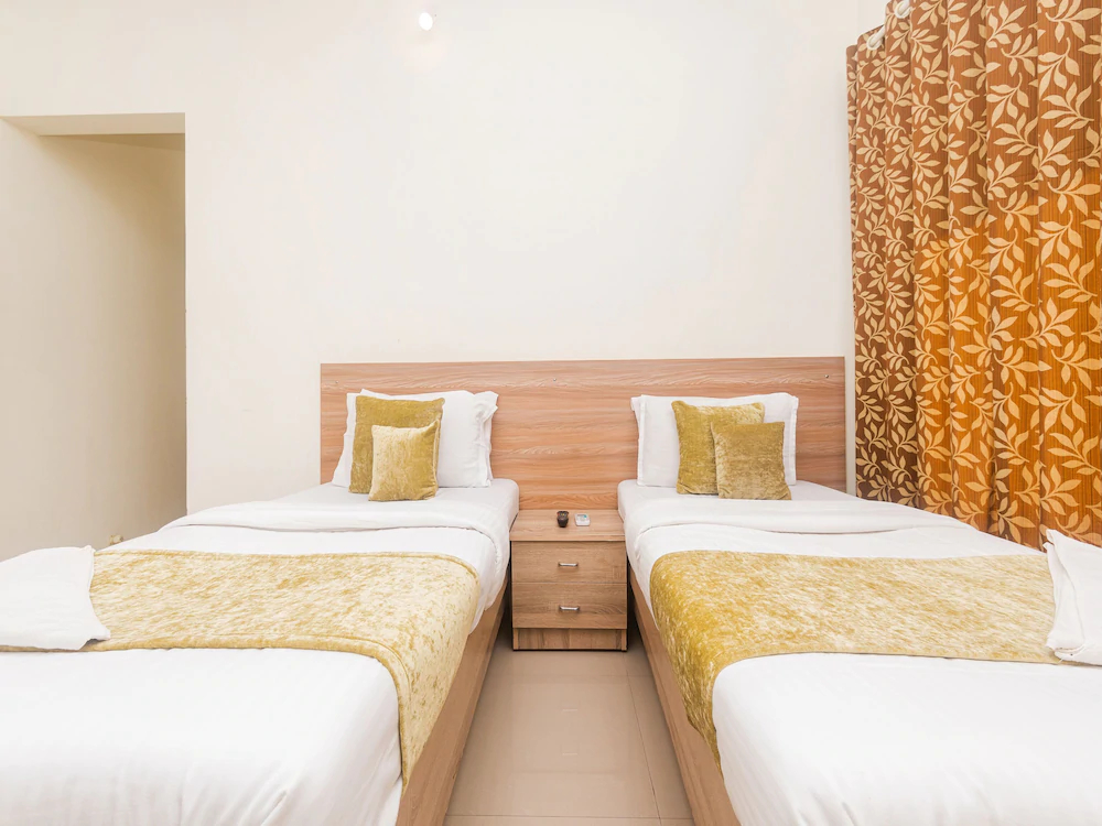 Tuliipstays Kanjurmarg Pluto Suncity