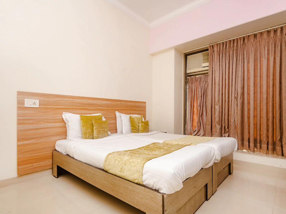 Tuliipstays Powai Sai Sapphire