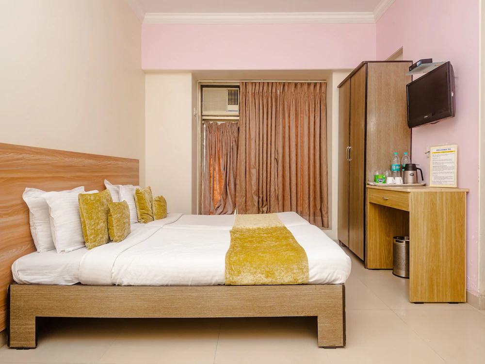 Tuliipstays Powai Sai Sapphire