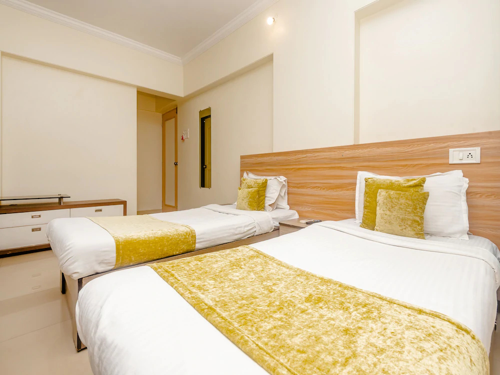 Tuliipstays Powai Sai Sapphire