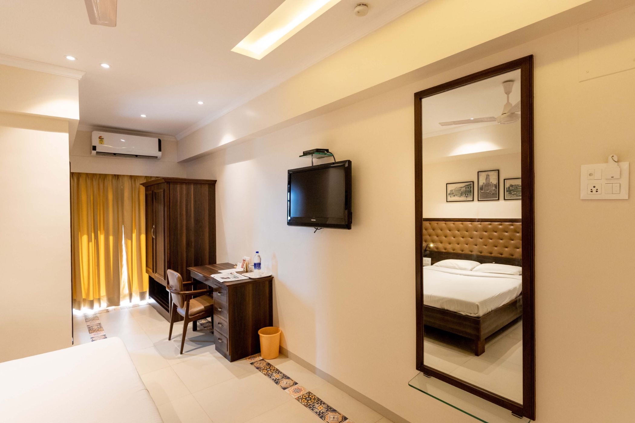 West End Hotel