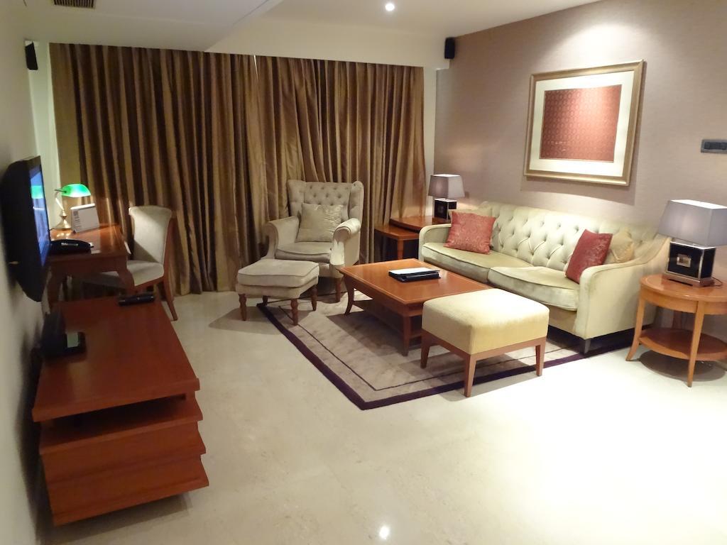 Z Luxury Residences