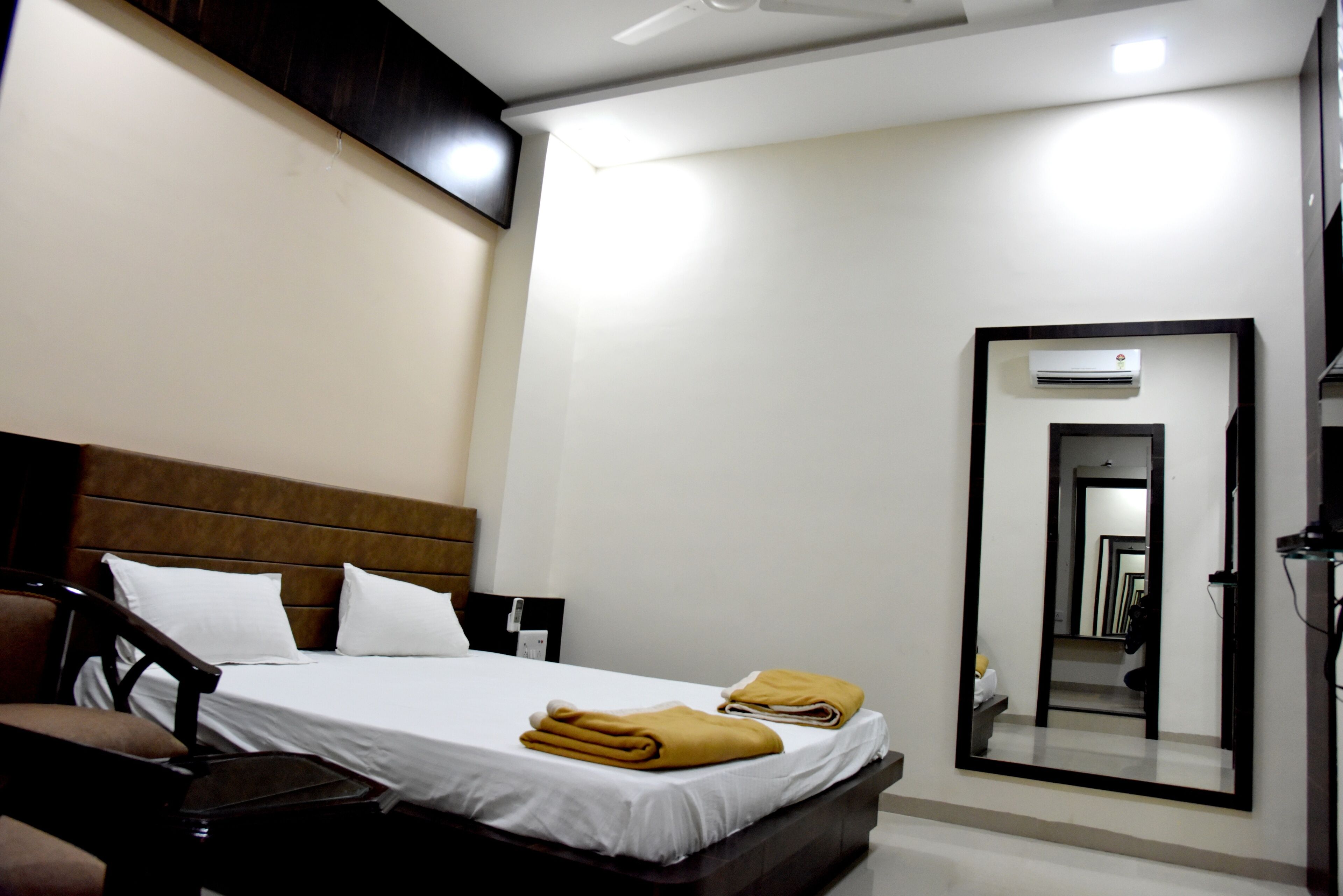 Topline Foods Resort