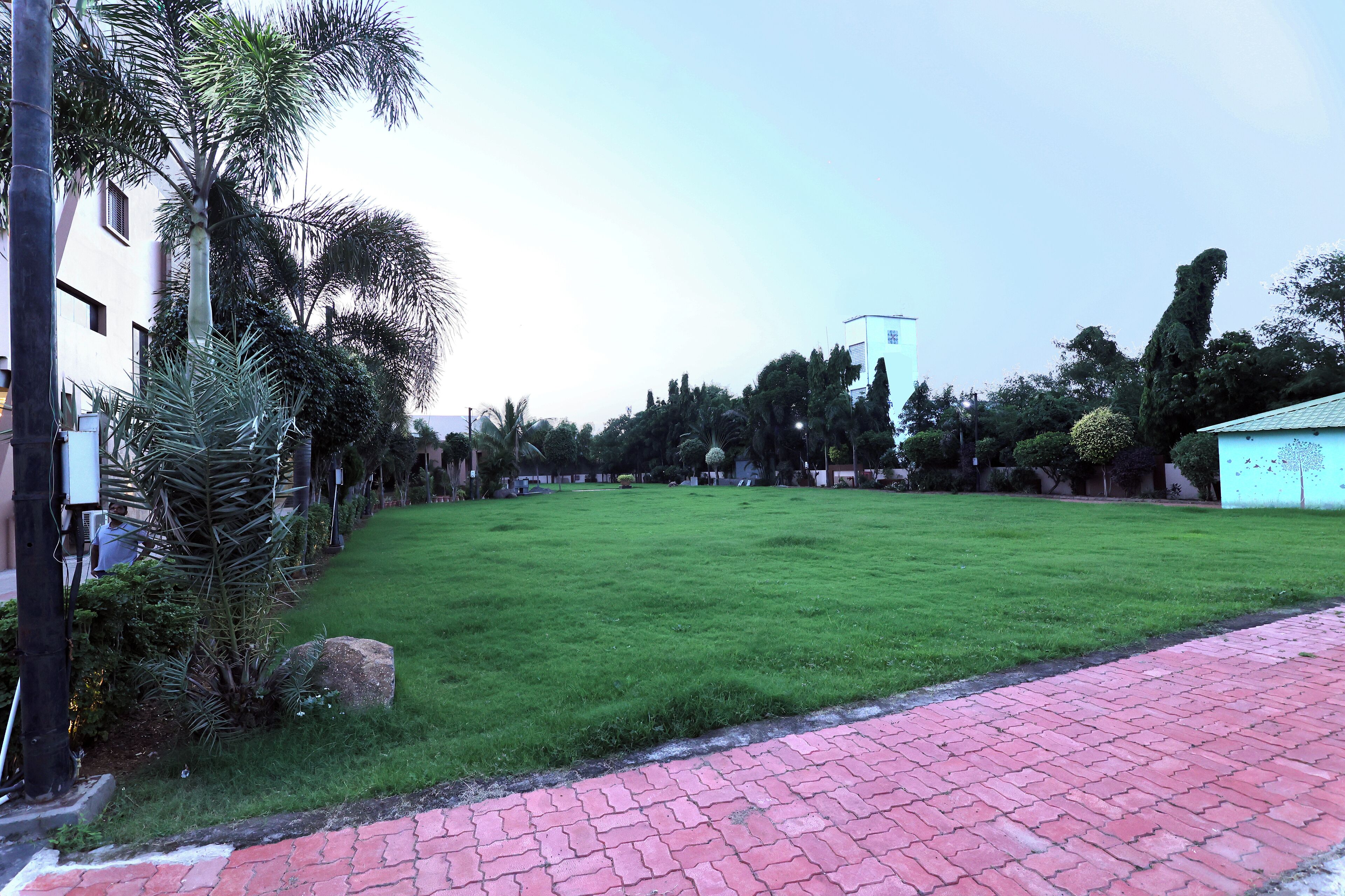 Topline Foods Resort