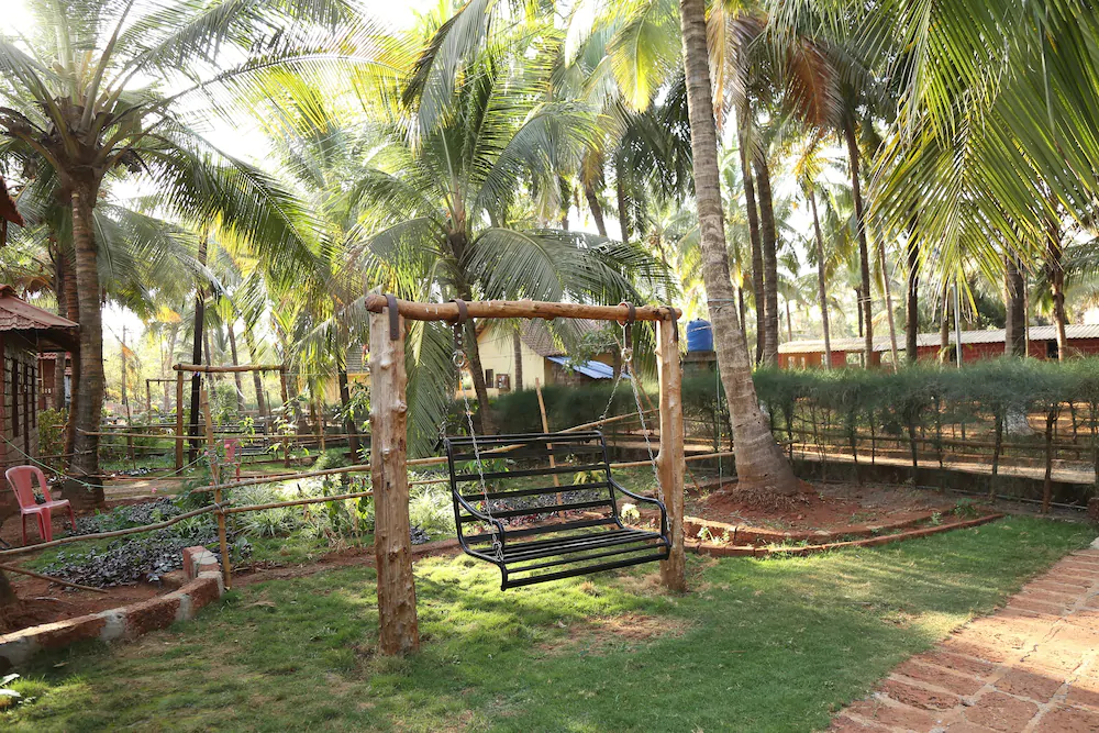 Hotel Daryasarang Palace