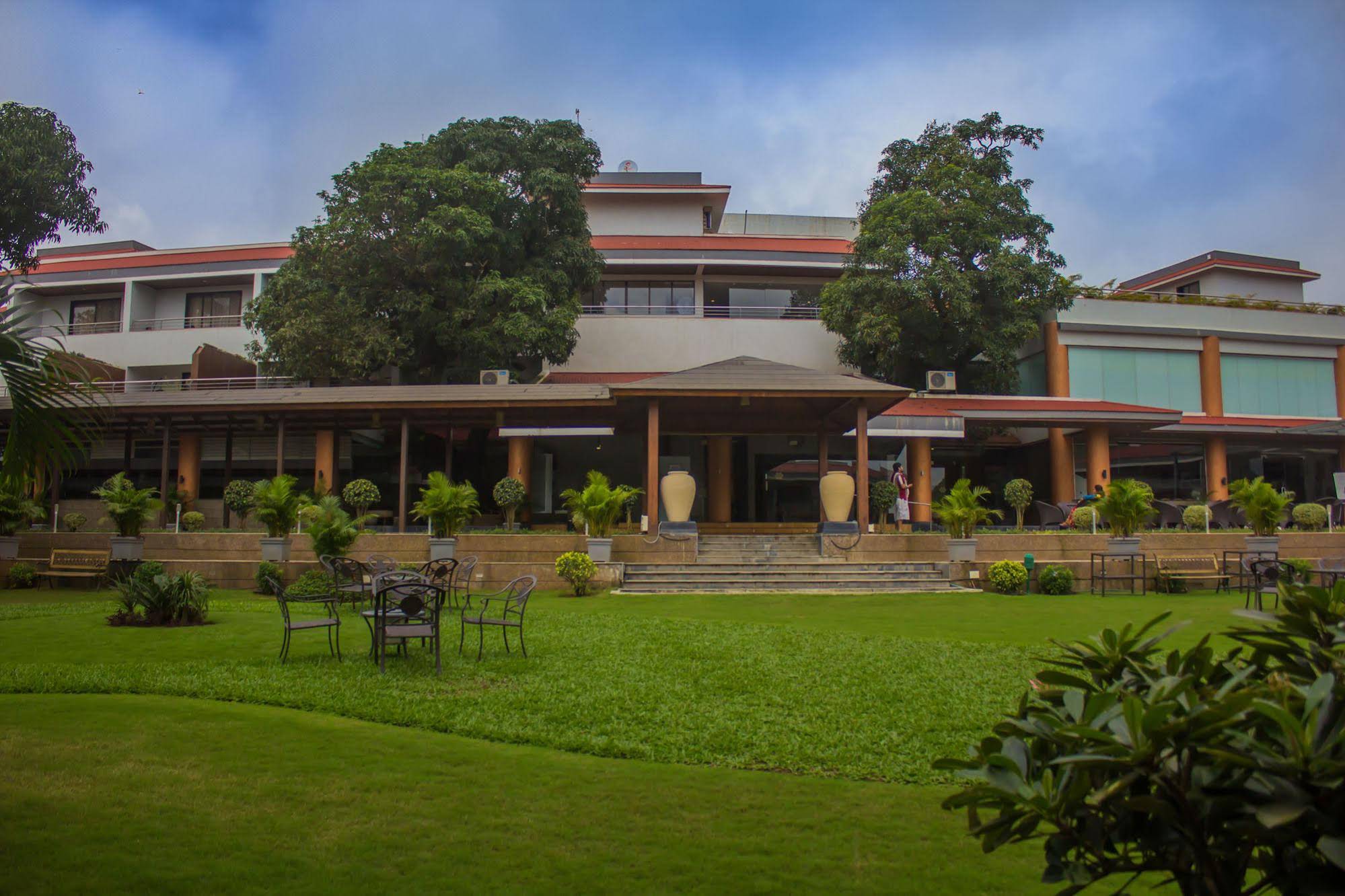 Club Mahindra Hatgad Resort